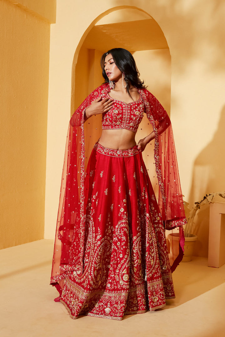 Celeb-Inspired Lehengas: Red Carpet Elegance