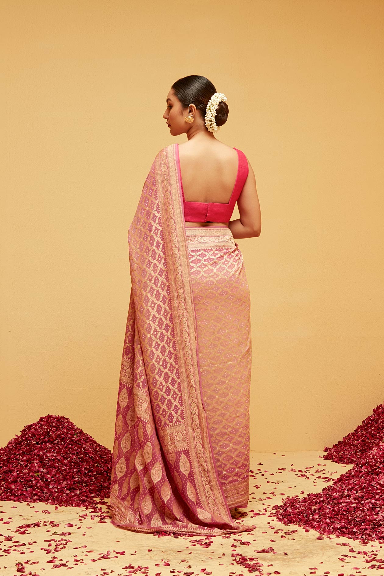 PINK Traditional bandhani banarasee saree