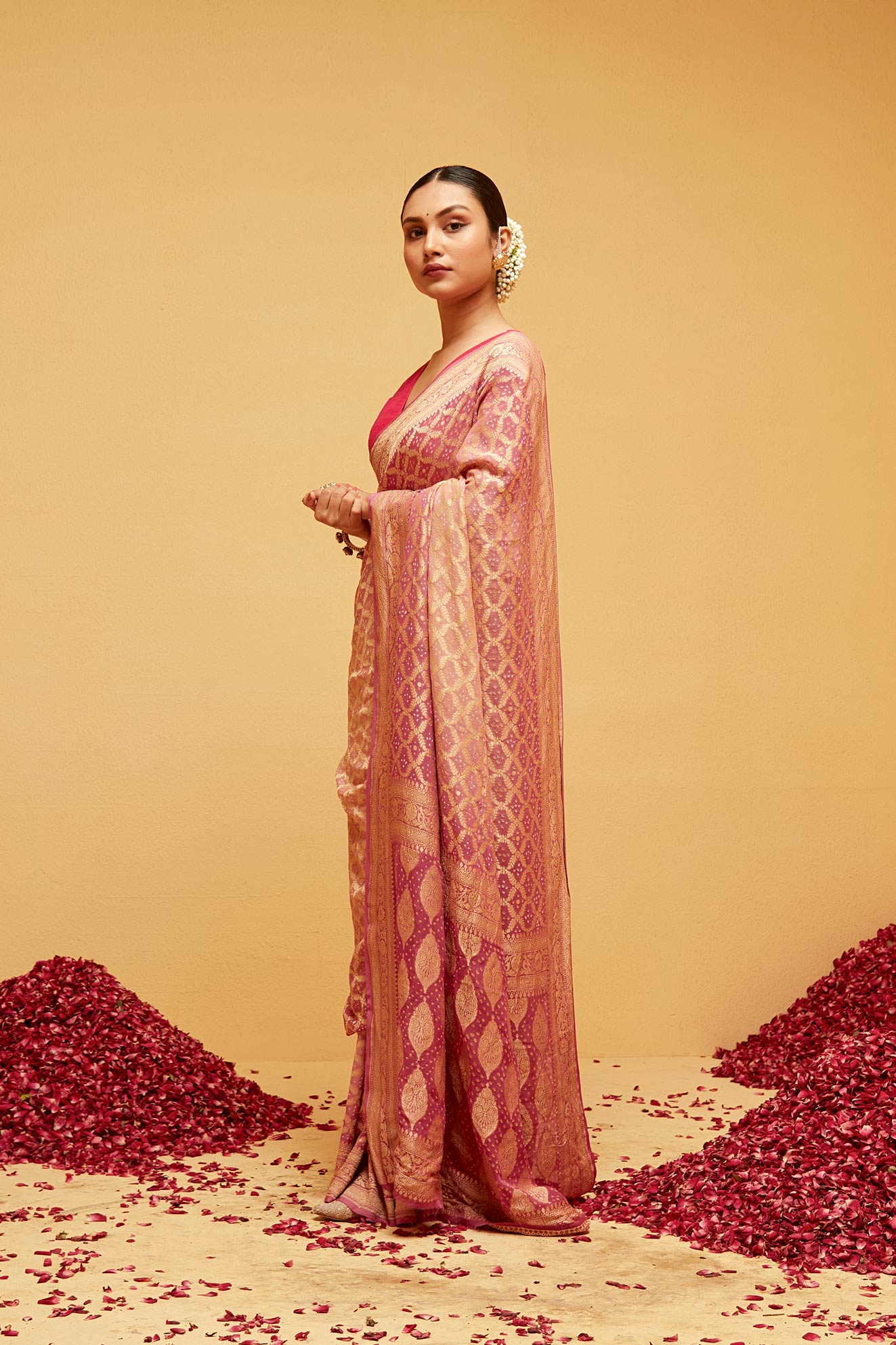 PINK Traditional bandhani banarasee saree