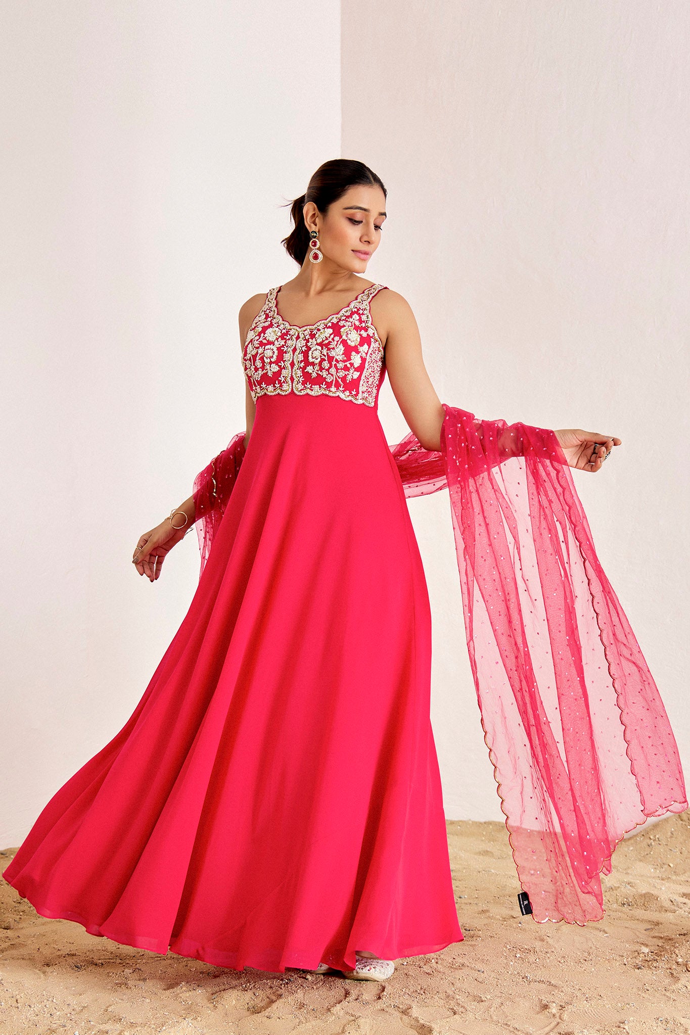 PINK SLEEVELESS ANARKALI SET