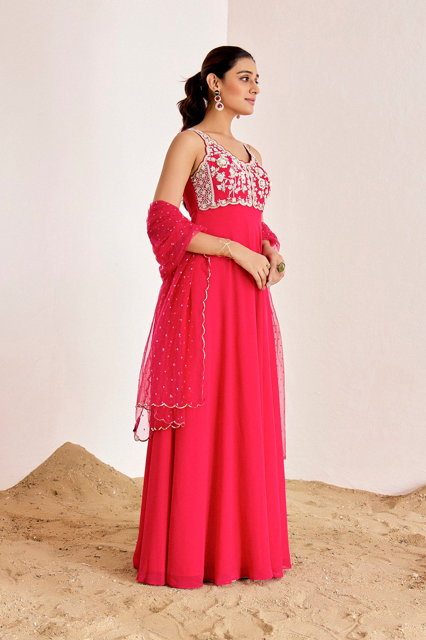 PINK SLEEVELESS ANARKALI SET