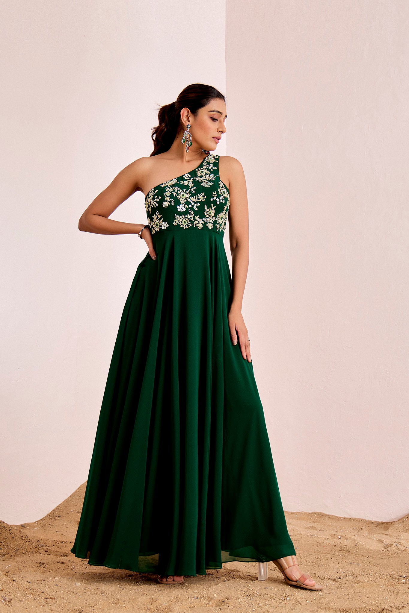 GREEN ONE SHOULDER GOWN