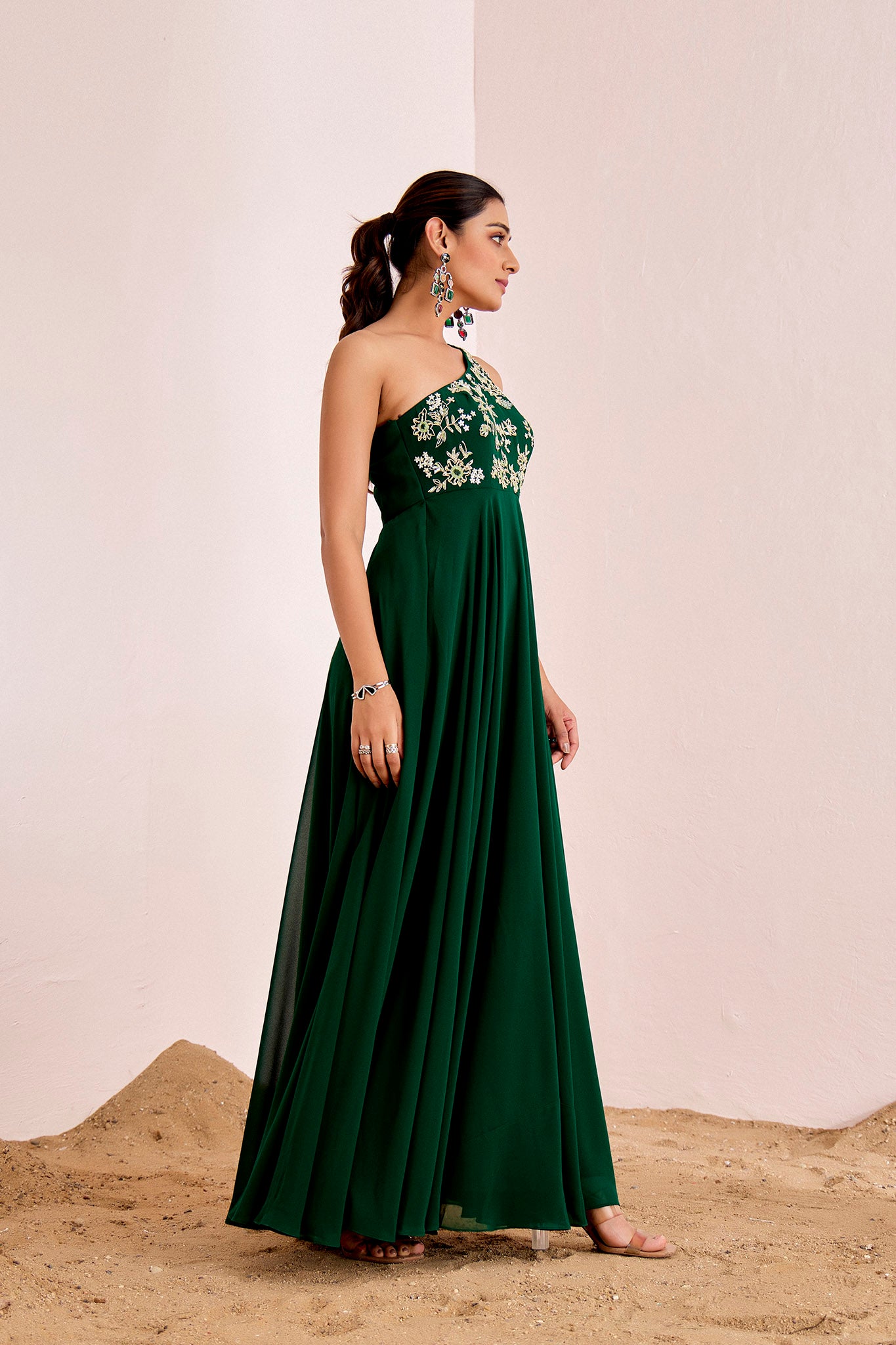 GREEN ONE SHOULDER GOWN