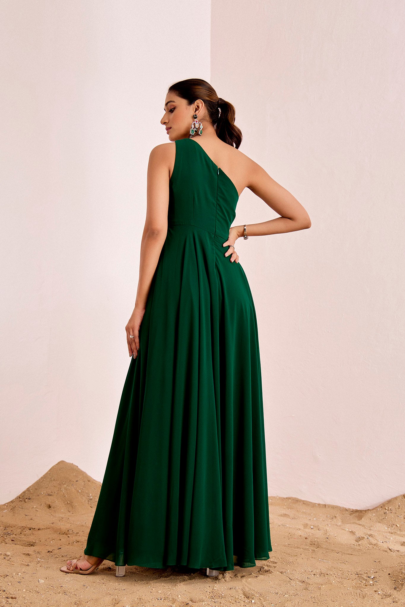 GREEN ONE SHOULDER GOWN