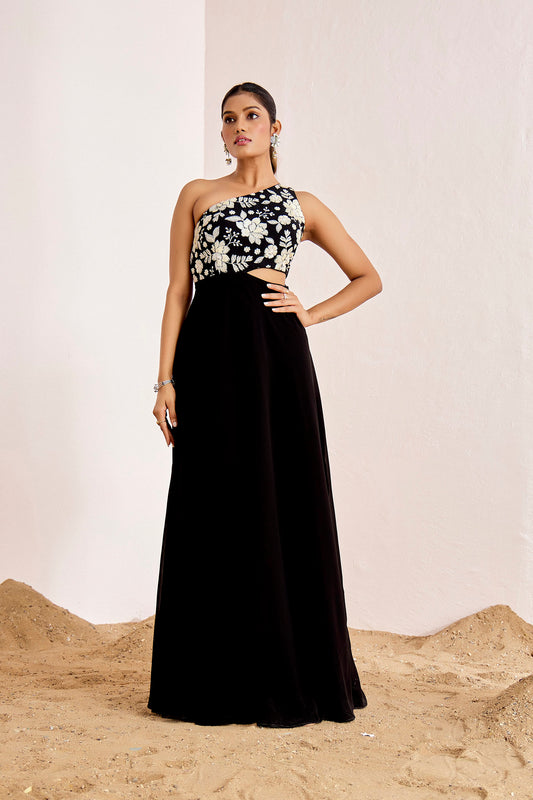 BLACK ONE SHOULDER GOWN