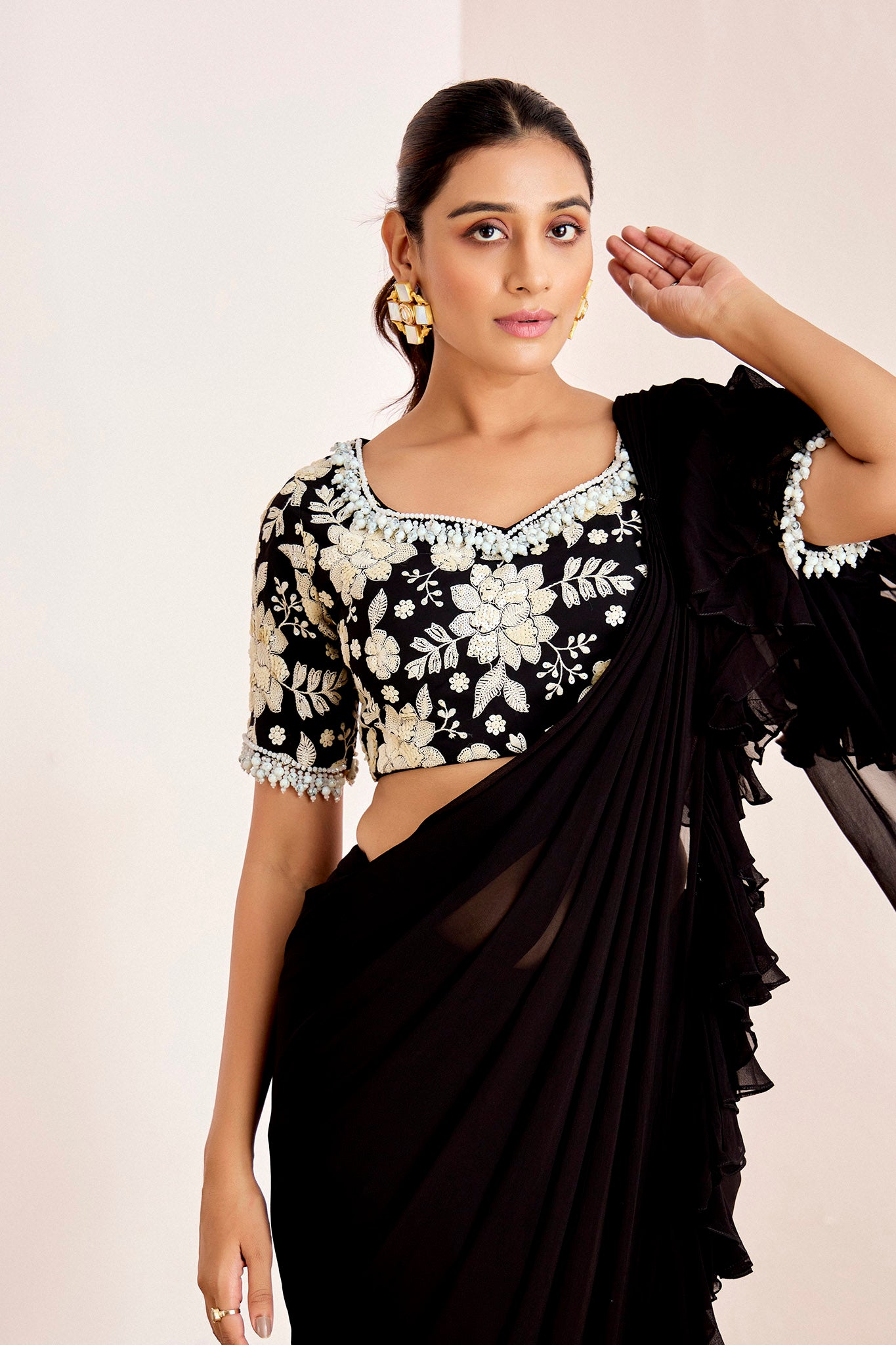 BLACK PRE DRAPE SAREE