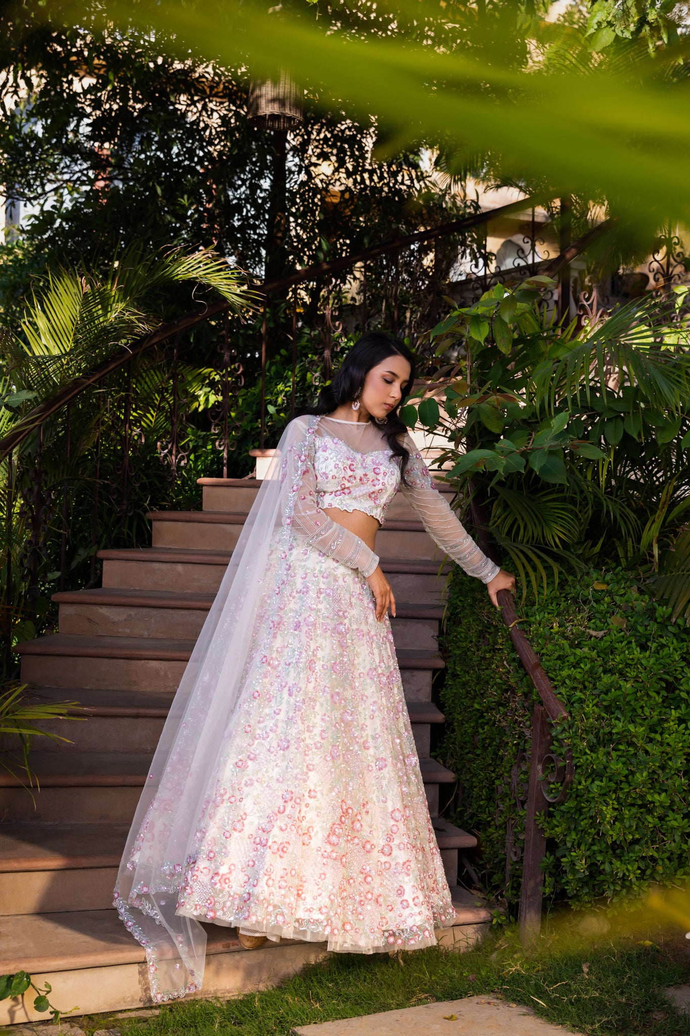 OFF WHITE OMBRE BRIDAL LEHENGA SET