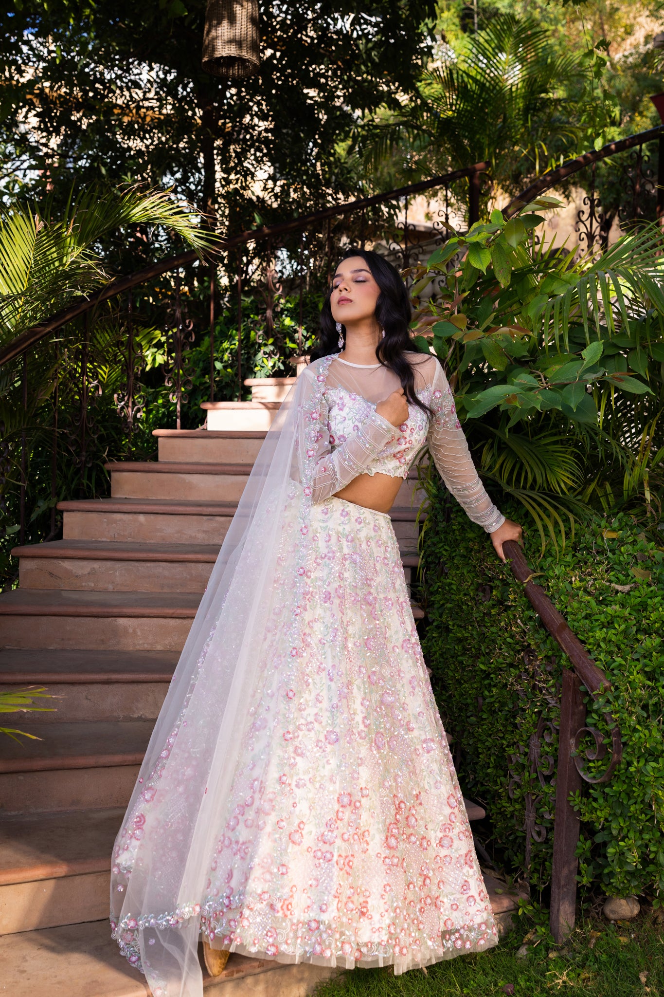 OFF WHITE OMBRE BRIDAL LEHENGA SET