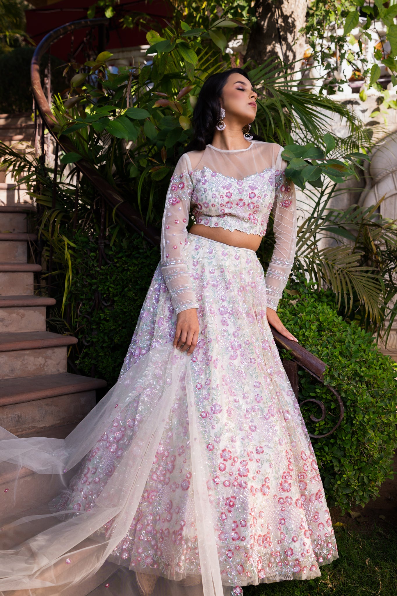 OFF WHITE OMBRE BRIDAL LEHENGA SET