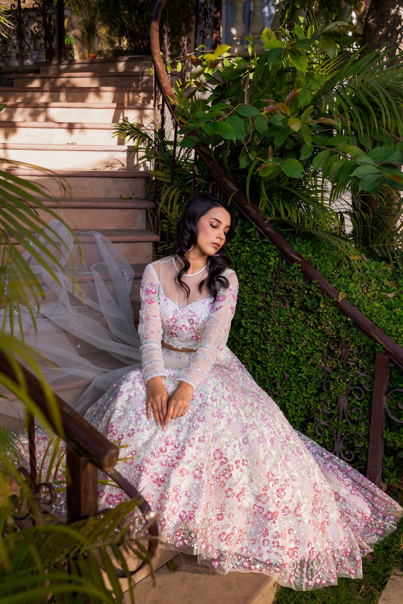 OFF WHITE OMBRE BRIDAL LEHENGA SET