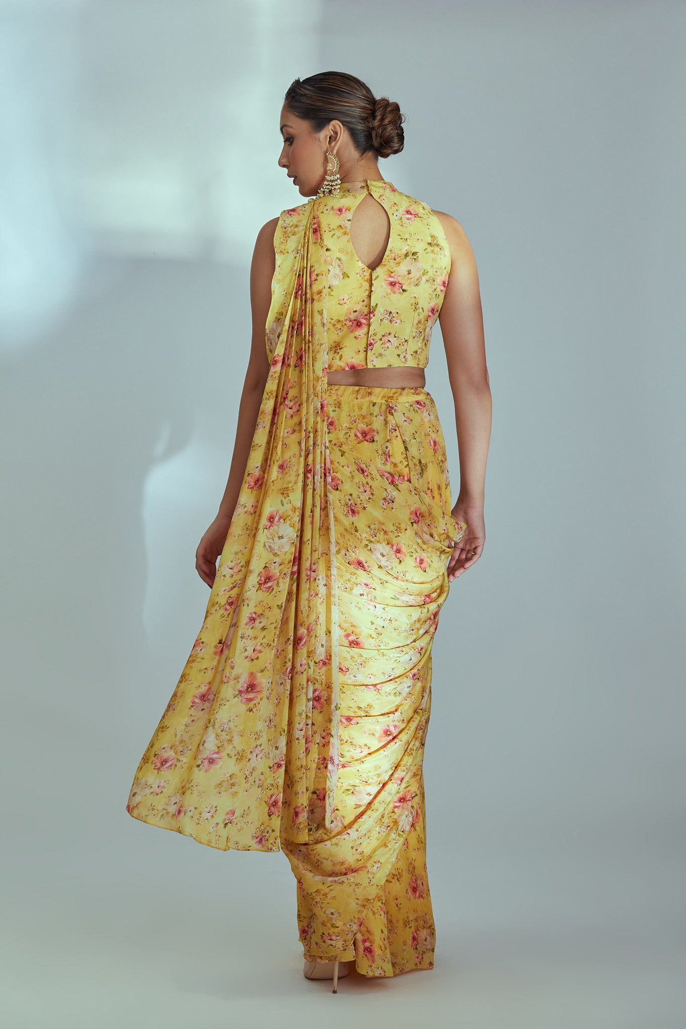 Yellow incut pre drape saree