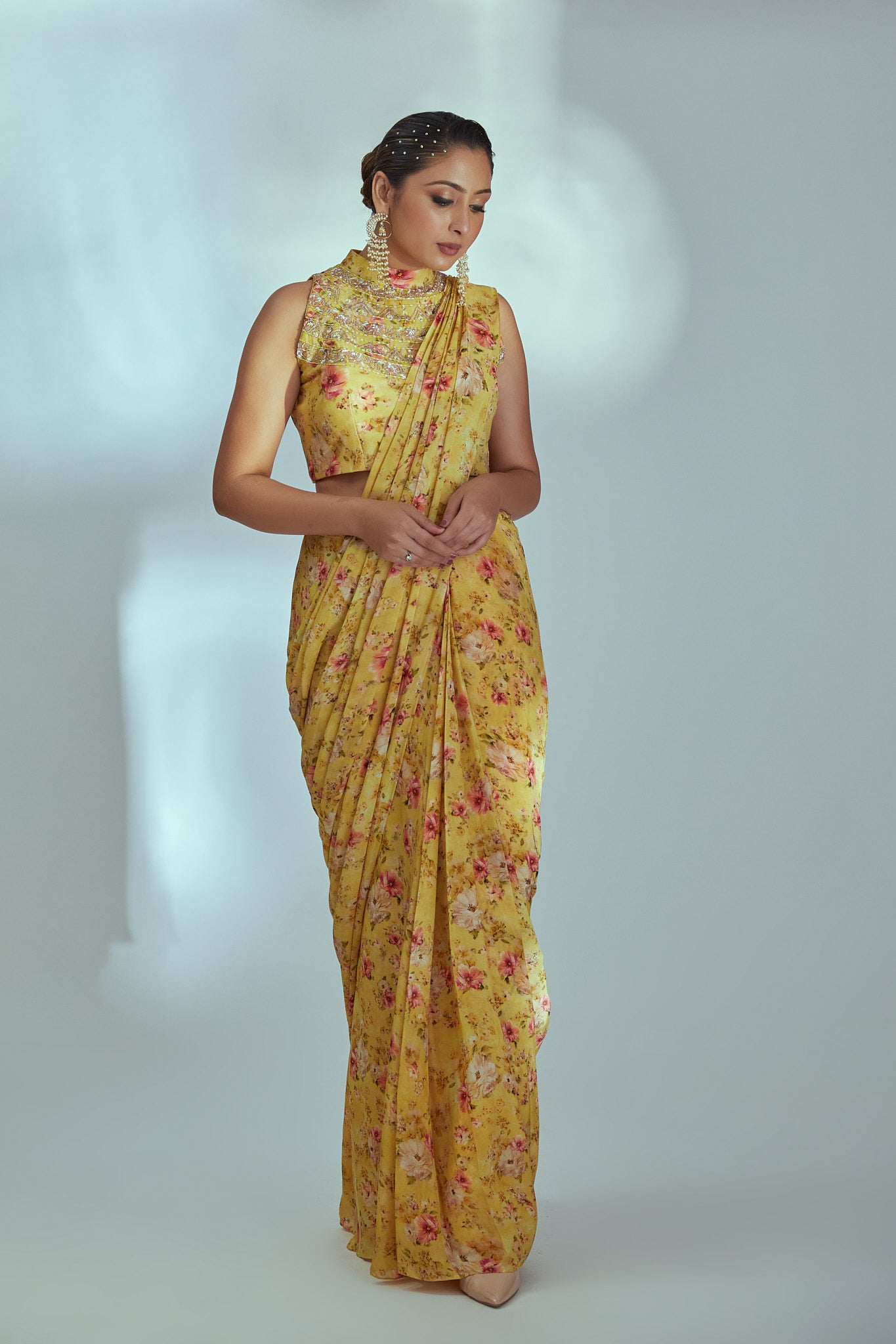 Yellow incut pre drape saree
